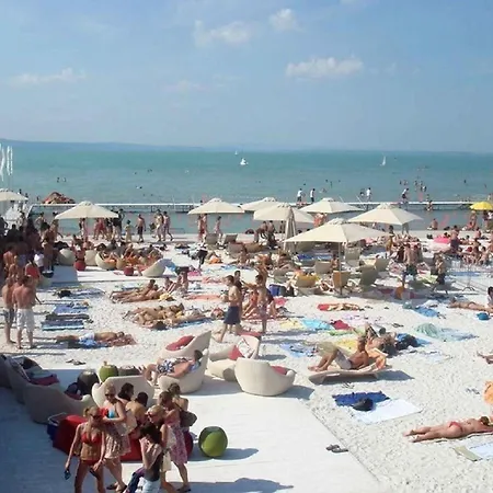 In - Balaton 43965 Tatil Evi *