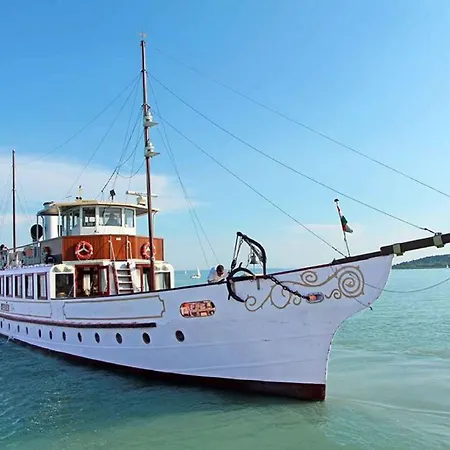 In - Balaton 43965 * Siófok