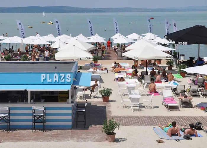 In - Balaton 43965 * Siófok